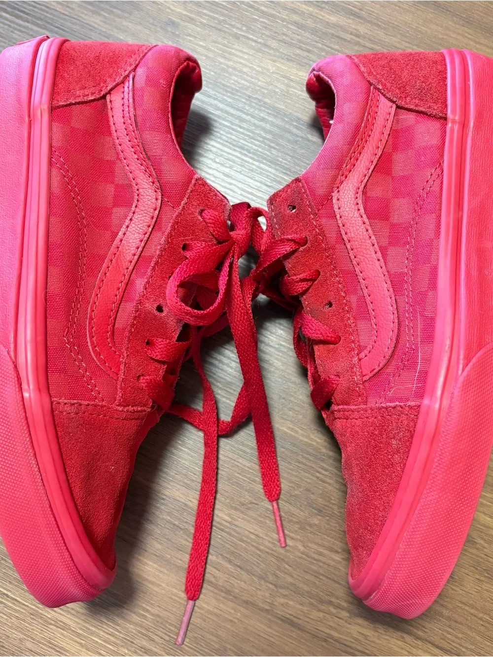 Vans Red Old Skool Classic Low-Top Sneakers